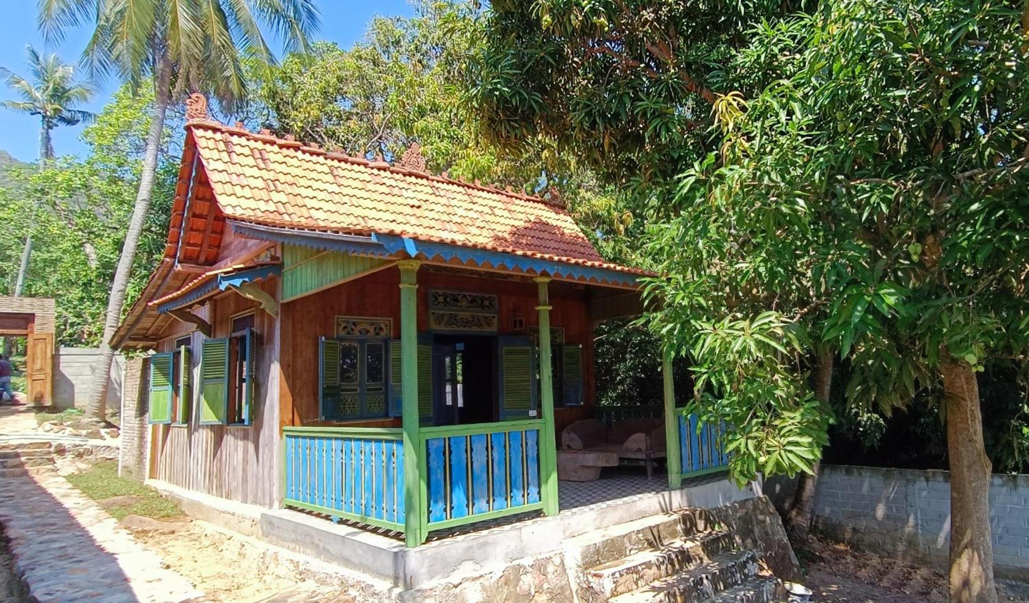 Alam Kita Hotel Karimunjawa Bagian luar foto