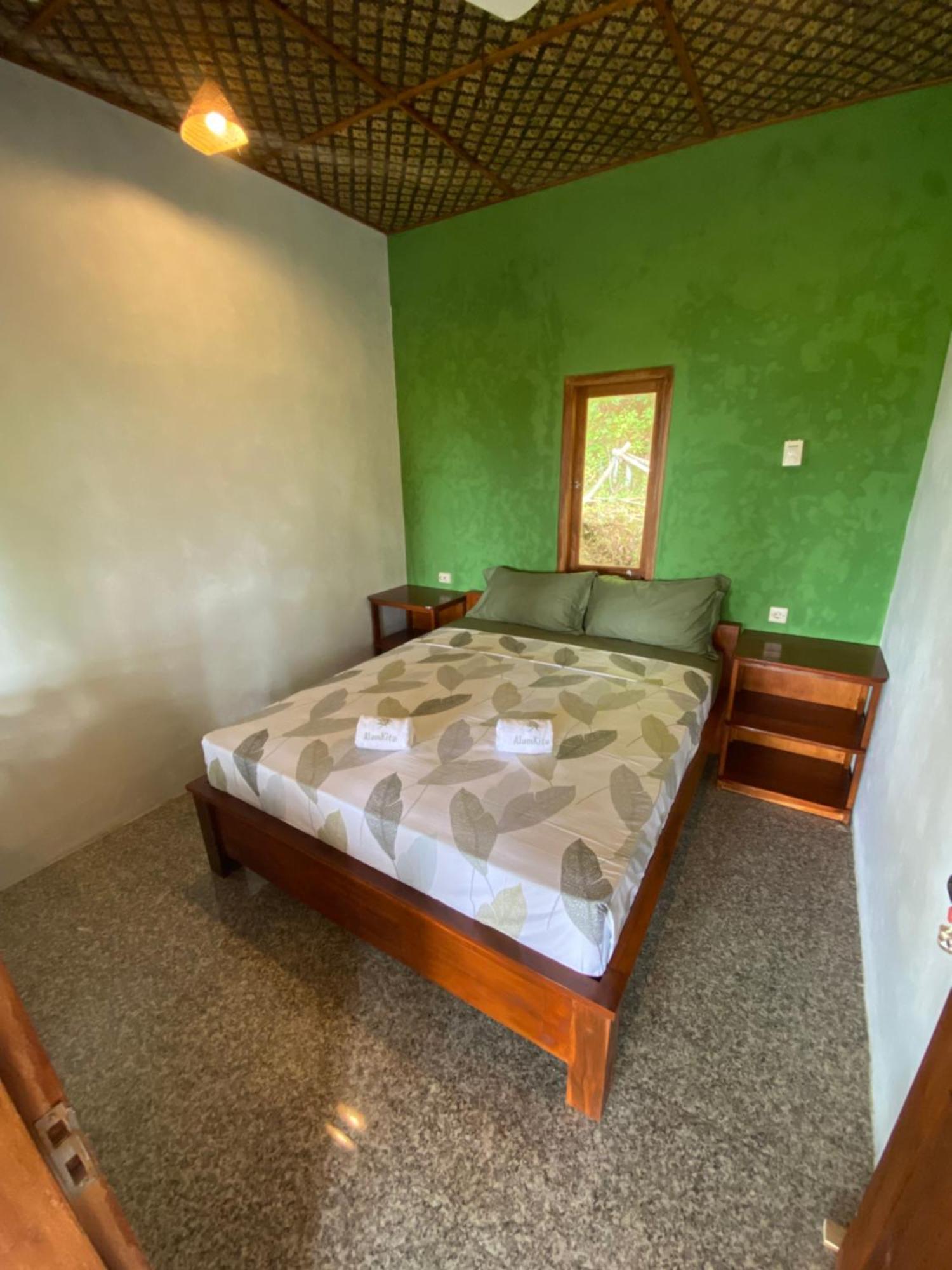 Alam Kita Hotel Karimunjawa Bagian luar foto