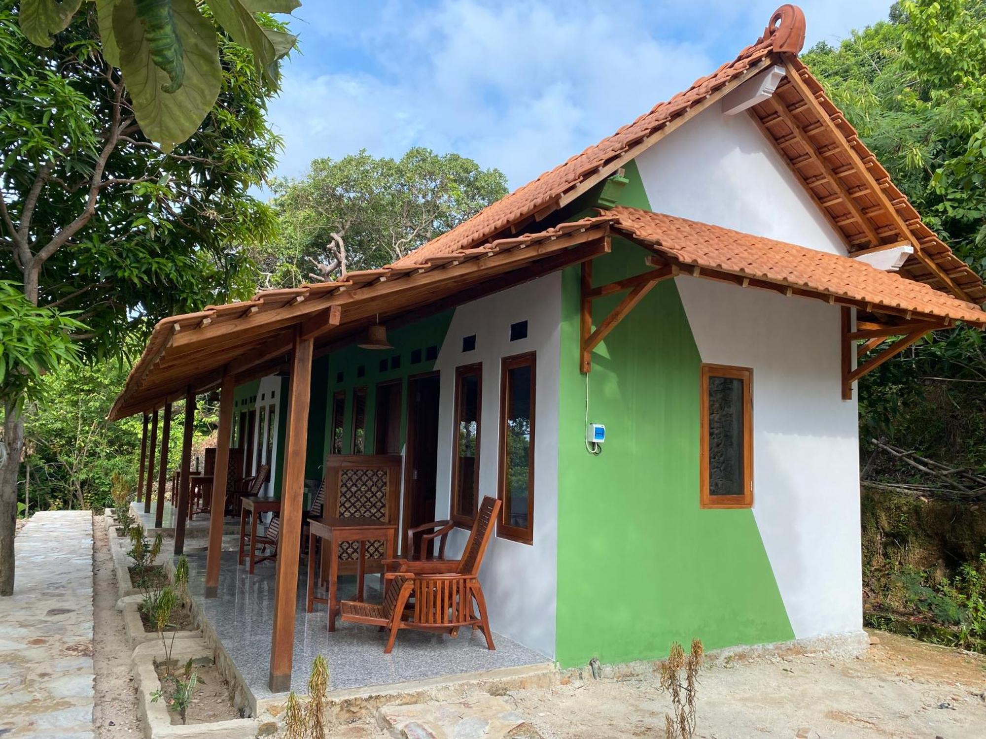 Alam Kita Hotel Karimunjawa Bagian luar foto