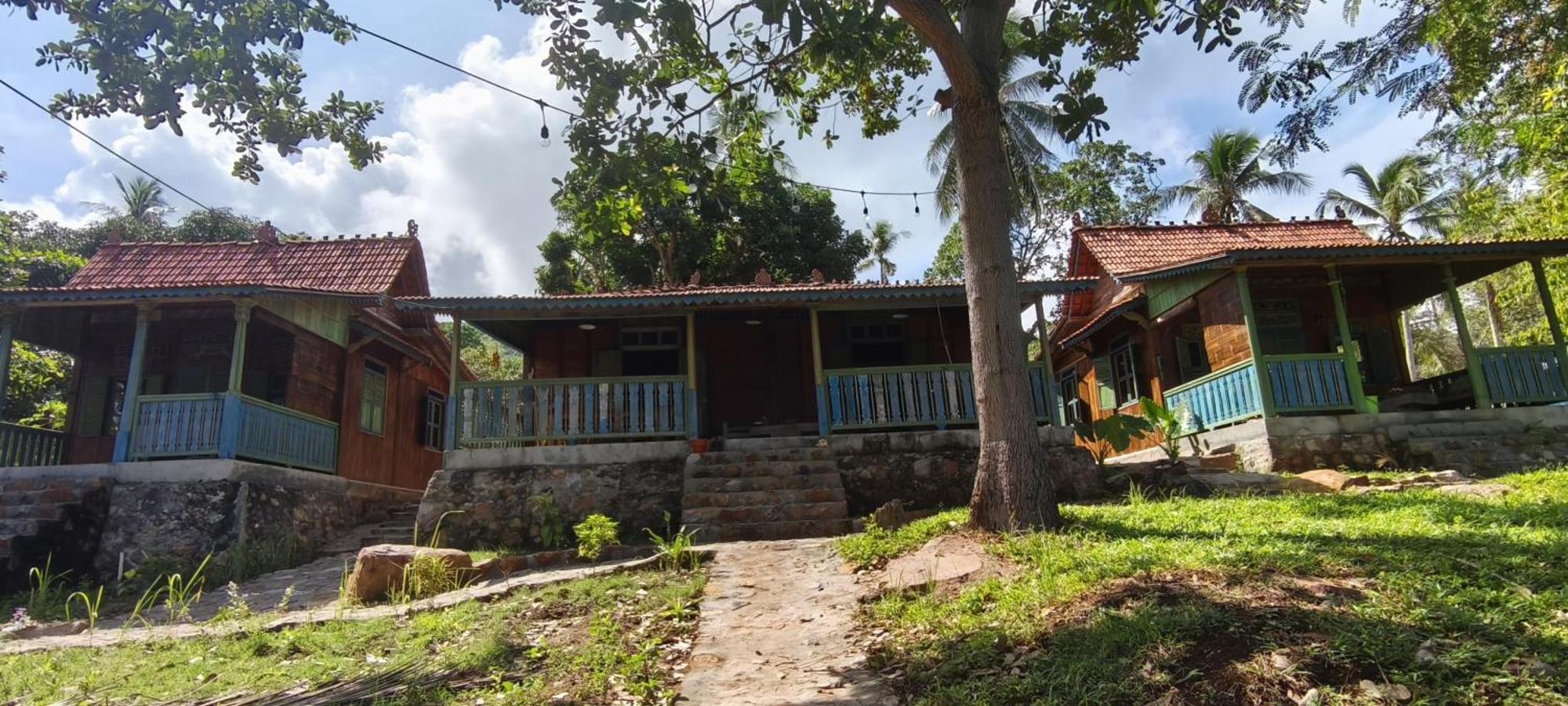 Alam Kita Hotel Karimunjawa Bagian luar foto