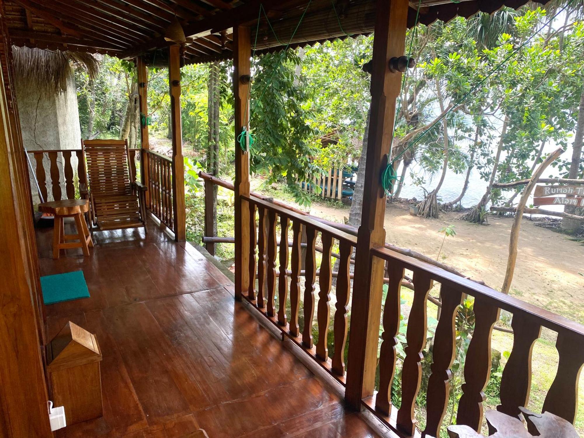 Alam Kita Hotel Karimunjawa Bagian luar foto