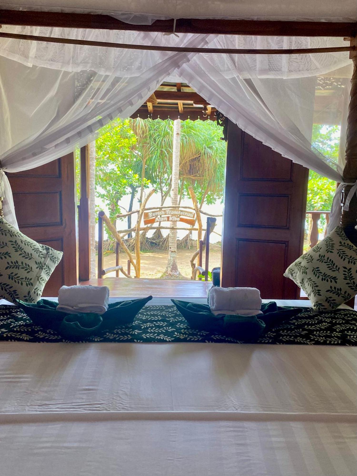 Alam Kita Hotel Karimunjawa Bagian luar foto